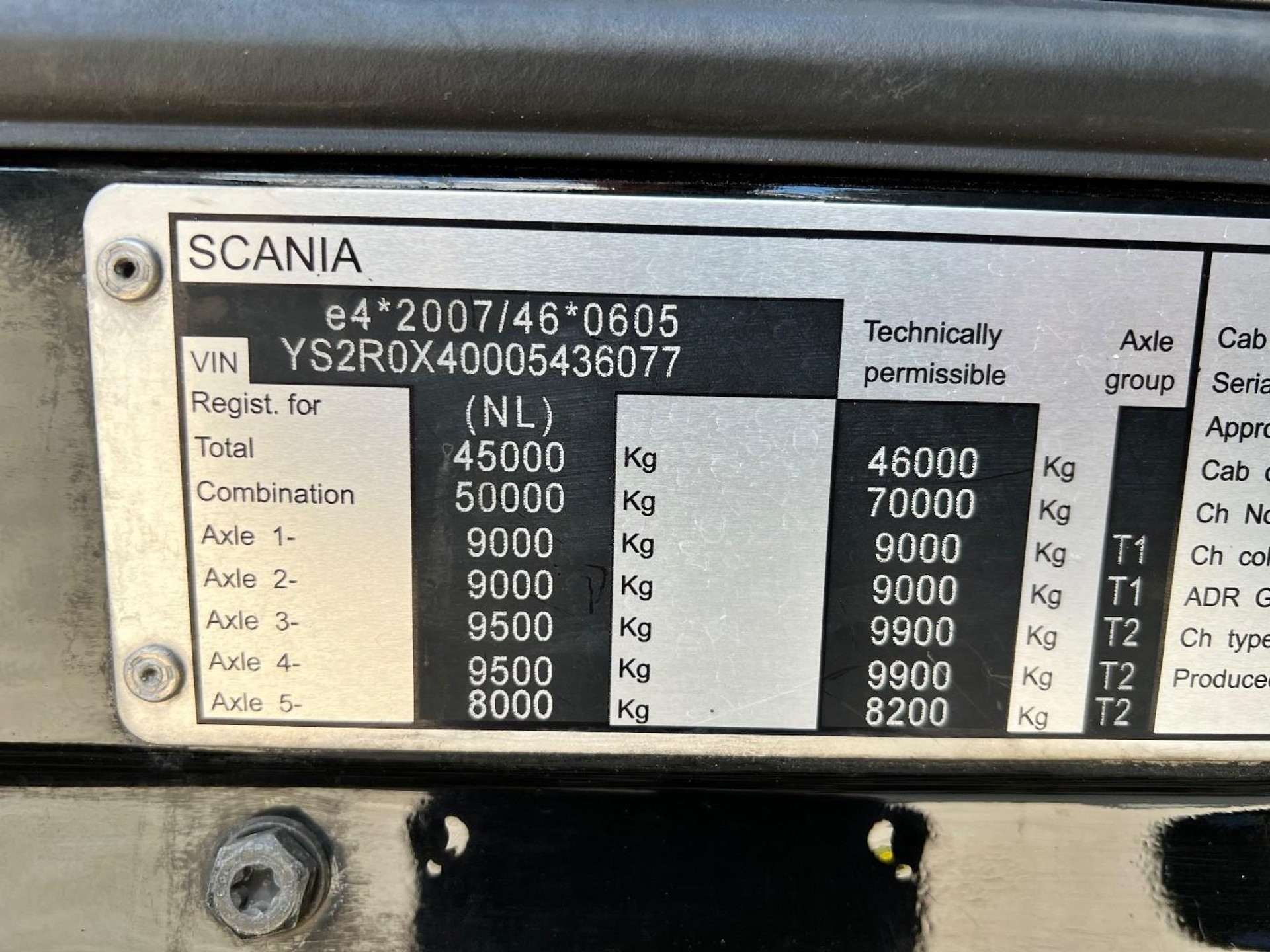 54694977-35.jpg