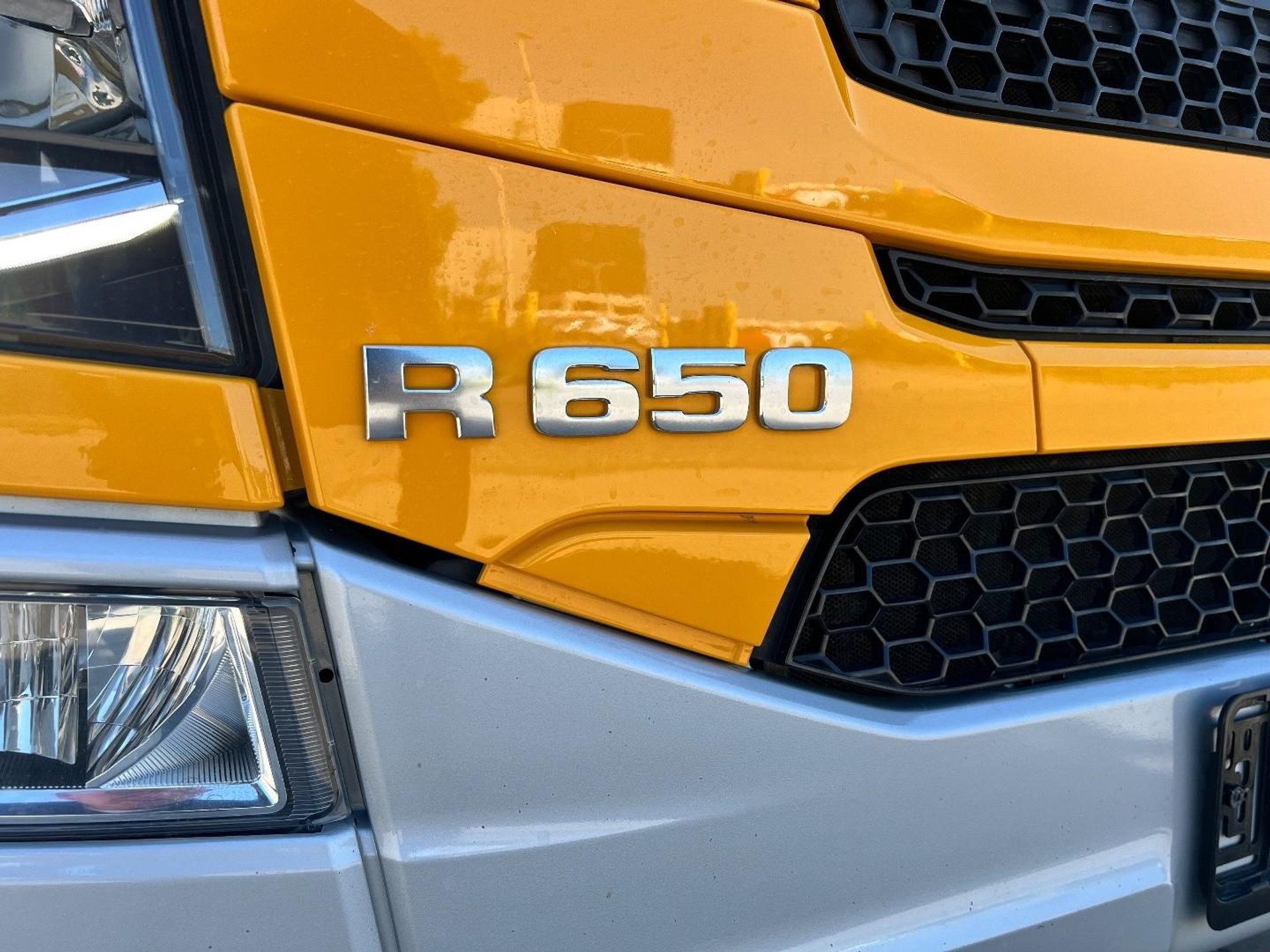55524729-29.jpg